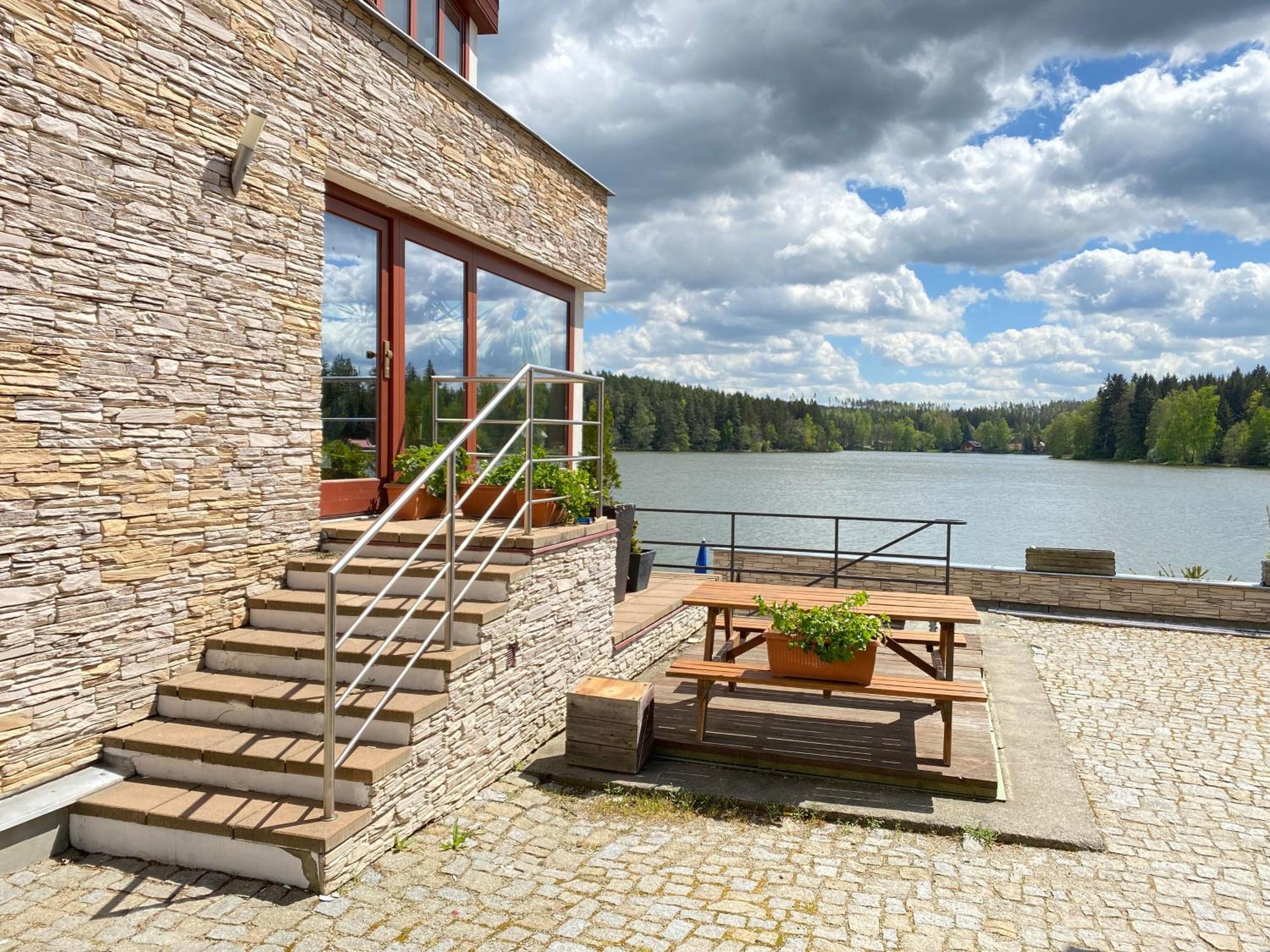 Penzion Ratmírák Maly Ratmirov Exterior foto